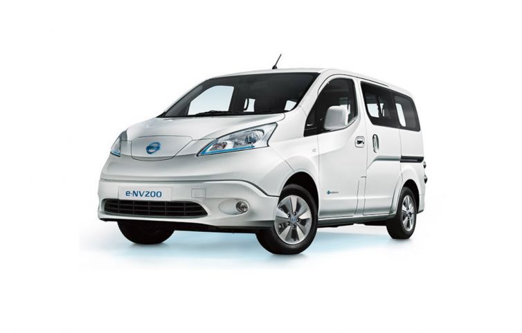 日産 | e-NV200